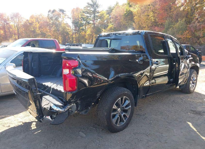 Photo 4 of 2023 Chevrolet Silverado 1500 4WD STANDARD BED LT (VIN 2GCUDDED4P1143024)