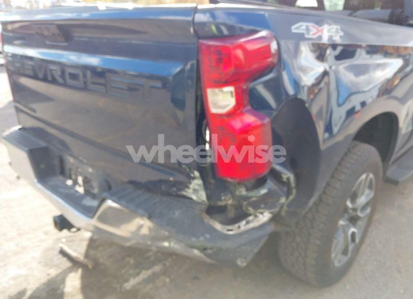 Photo 6 of 2023 Chevrolet Silverado 1500 4WD STANDARD BED LT (VIN 2GCUDDED6P1109988)