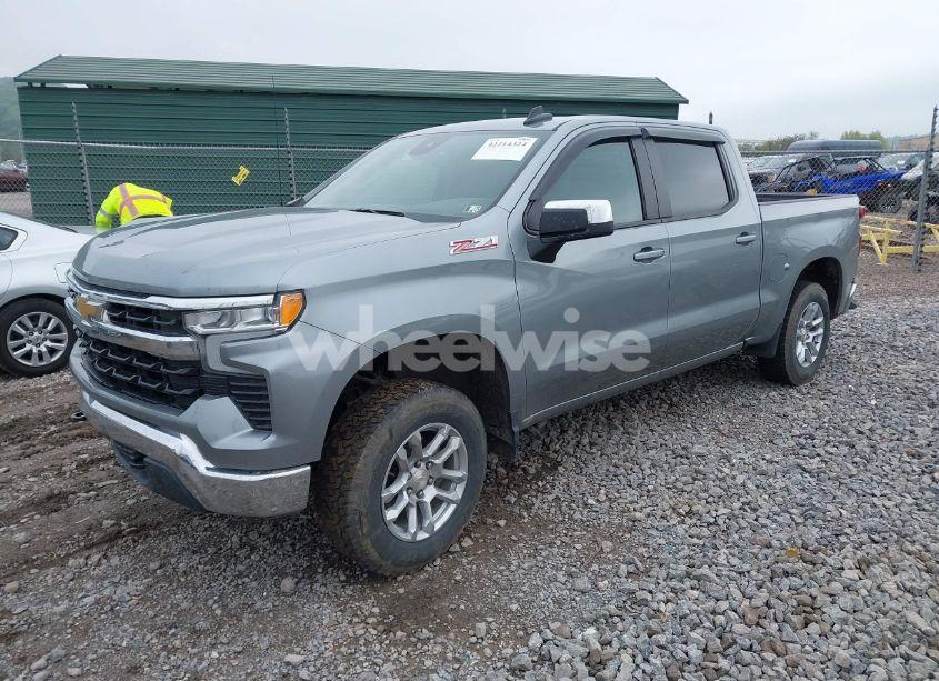 Photo 2 of 2023 Chevrolet Silverado 1500 4WD STANDARD BED LT (VIN 2GCUDDED6P1138603)