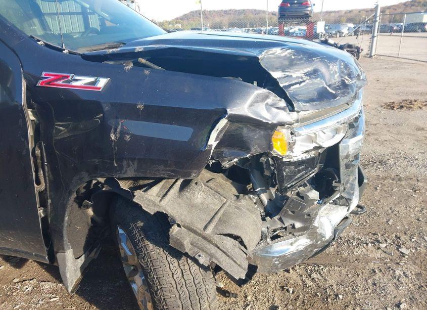 2023 Chevrolet Silverado 1500 4WD STANDARD BED LT (VIN 2GCUDDED8P1127005) main photo