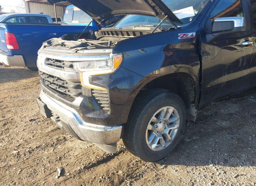 Photo 2 of 2023 Chevrolet Silverado 1500 4WD STANDARD BED LT (VIN 2GCUDDED8P1127005)