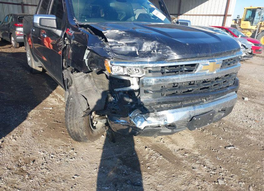 Photo 6 of 2023 Chevrolet Silverado 1500 4WD STANDARD BED LT (VIN 2GCUDDED8P1127005)