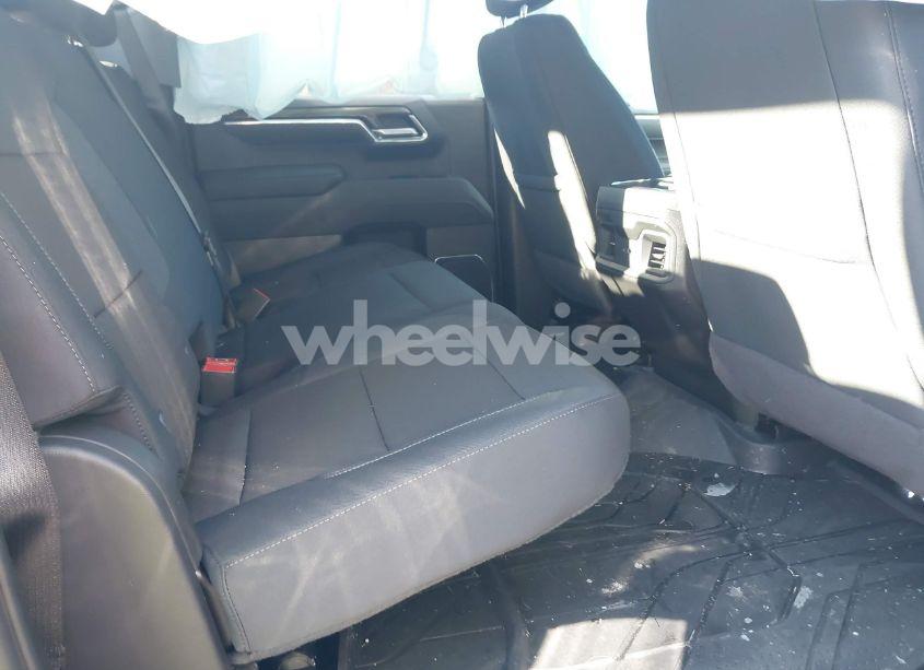 Photo 8 of 2024 Chevrolet Silverado 1500 4WD SHORT BED LT (VIN 2GCUDDED8R1224465)