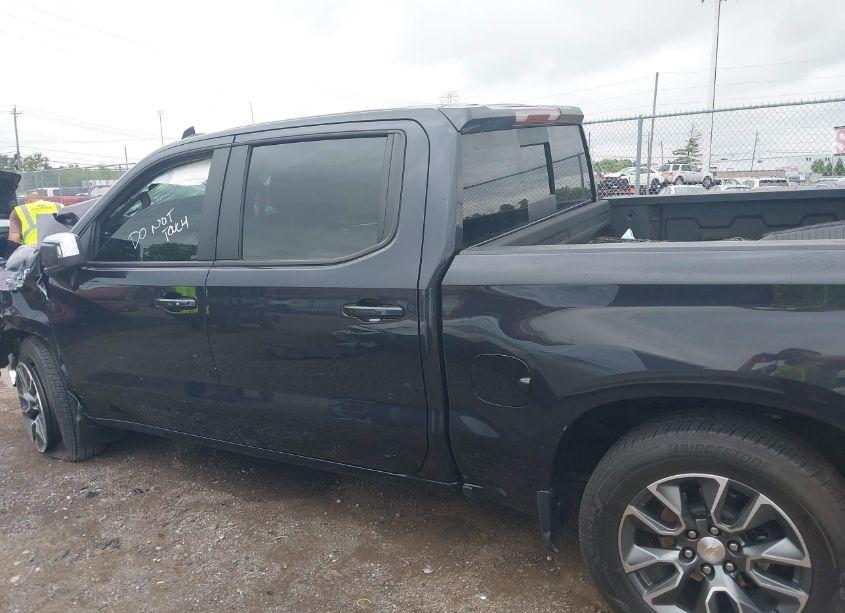Photo 13 of 2023 Chevrolet Silverado 1500 4WD STANDARD BED LT (VIN 2GCUDDEDXP1117012)