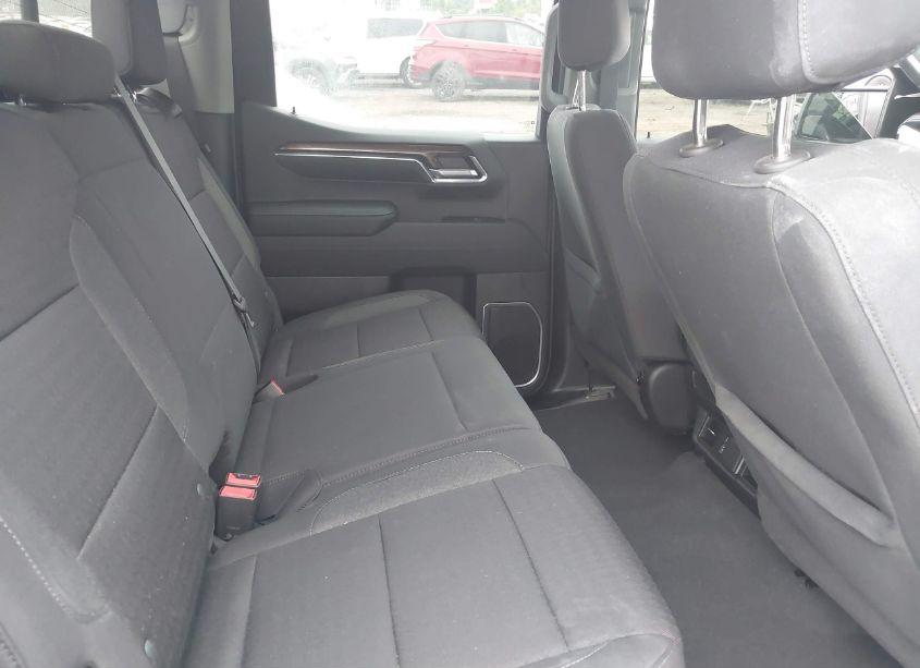 Photo 8 of 2023 Chevrolet Silverado 1500 4WD STANDARD BED LT (VIN 2GCUDDEDXP1117012)