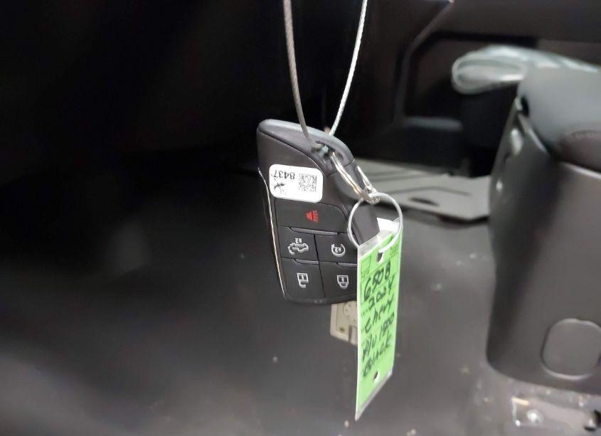 Photo 11 of 2024 Chevrolet Silverado 1500 4WD SHORT BED LT (VIN 2GCUDDEDXR1208736)