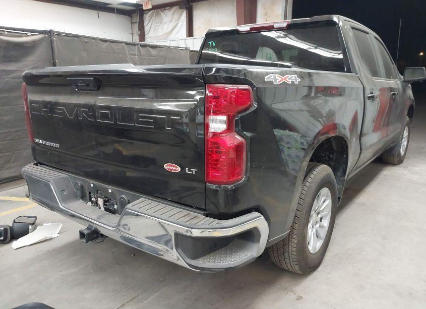 Photo 4 of 2024 Chevrolet Silverado 1500 4WD SHORT BED LT (VIN 2GCUDDEDXR1208736)