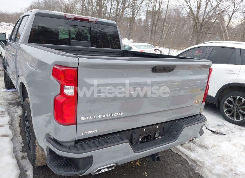 Photo 16 of 2024 Chevrolet Silverado 1500 4WD SHORT BED RST (VIN 2GCUDEED0R1270233)