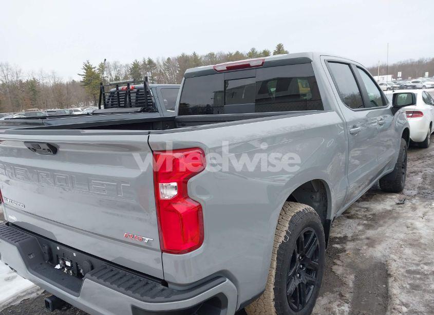 Photo 4 of 2024 Chevrolet Silverado 1500 4WD SHORT BED RST (VIN 2GCUDEED0R1270233)