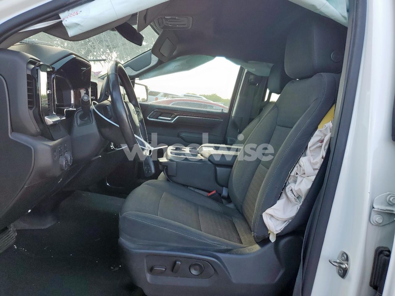 Photo 7 of 2022 CHEVROLET SILVERADO K1500 RST (VIN 2GCUDEED2N1518296)