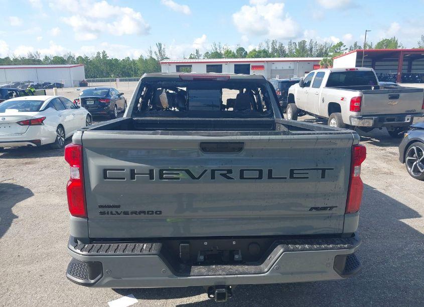 Photo 13 of 2024 Chevrolet Silverado 1500 (VIN 2GCUDEED2R1228369)