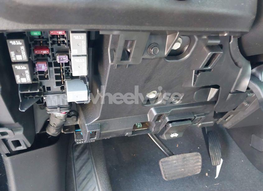 Photo 11 of 2023 Chevrolet Silverado 1500 4WD SHORT BED RST (VIN 2GCUDEED4P1102513)