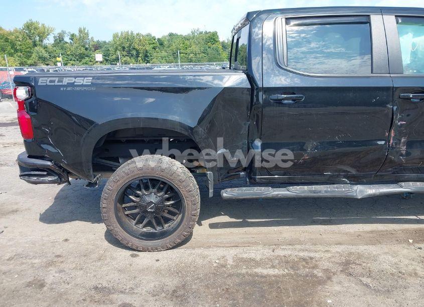 Photo 18 of 2023 Chevrolet Silverado 1500 4WD SHORT BED RST (VIN 2GCUDEED4P1102513)