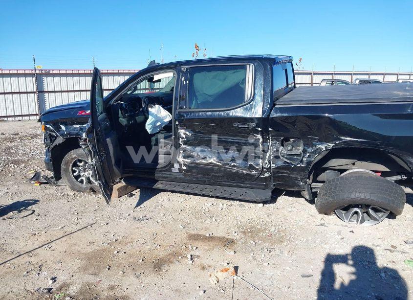 Photo 15 of 2023 Chevrolet Silverado 1500 4WD SHORT BED RST (VIN 2GCUDEED6P1128904)