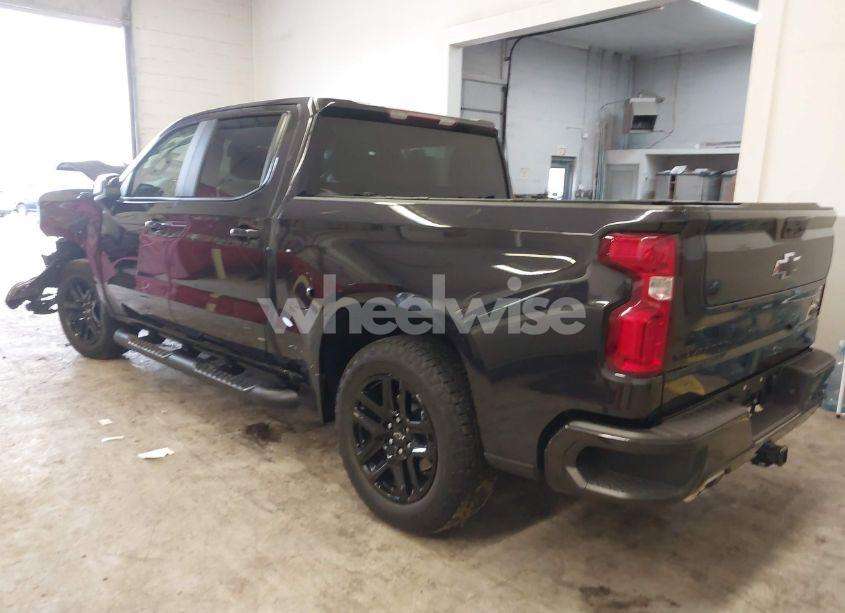 Photo 3 of 2024 Chevrolet Silverado 1500 4WD SHORT BED RST (VIN 2GCUDEED6R1134124)