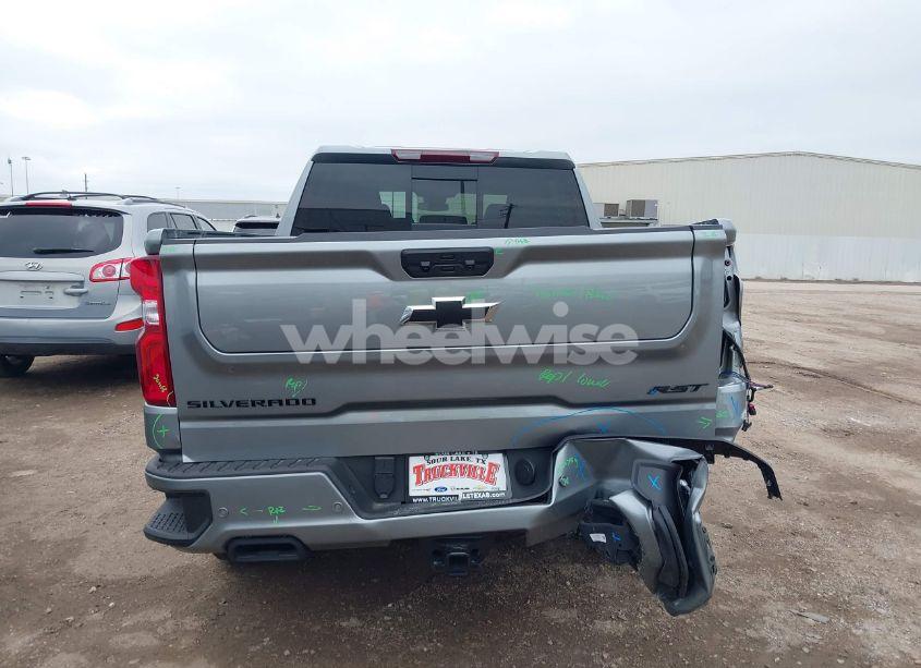 Photo 16 of 2024 Chevrolet Silverado 1500 4WD SHORT BED RST (VIN 2GCUDEED6R1247703)