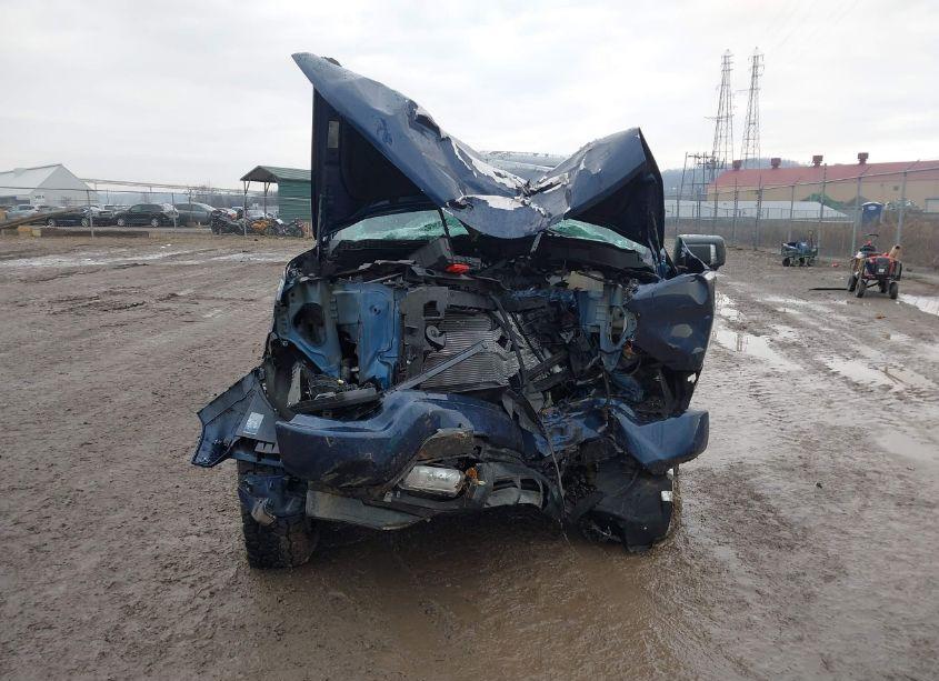 Photo 6 of 2023 Chevrolet Silverado 1500 4WD SHORT BED RST (VIN 2GCUDEED8P1135398)