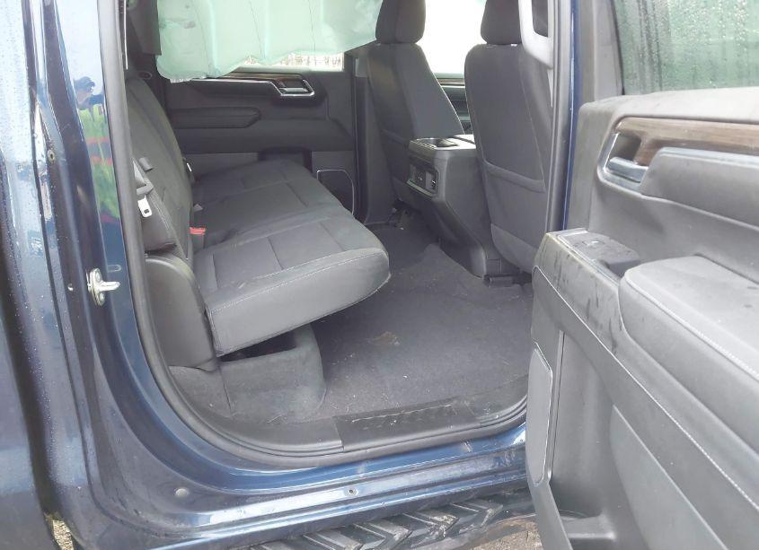 Photo 8 of 2023 Chevrolet Silverado 1500 4WD SHORT BED RST (VIN 2GCUDEED8P1135398)