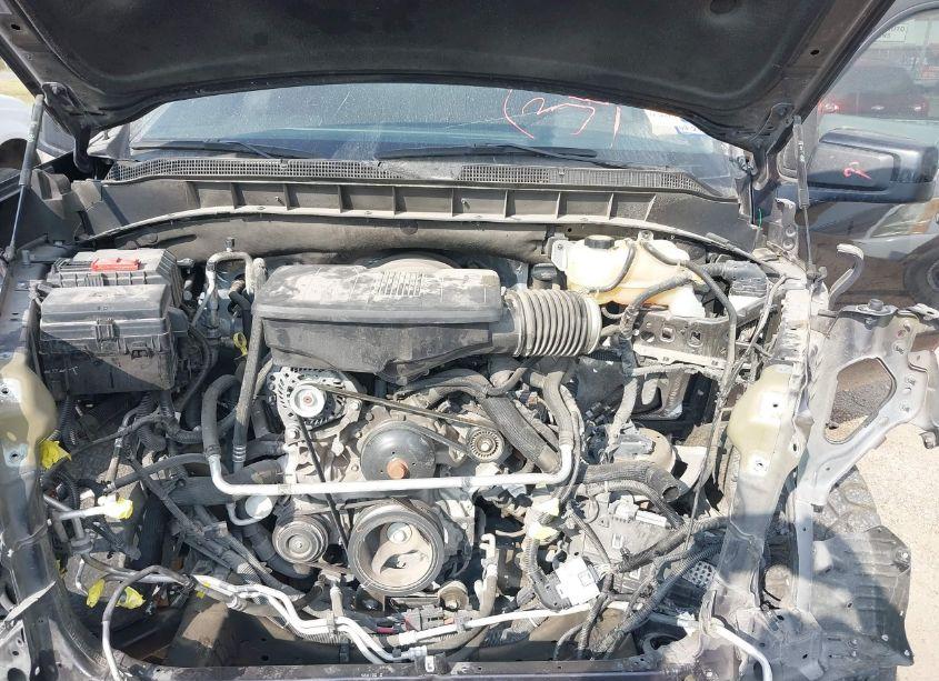 Photo 10 of 2022 Chevrolet Silverado 1500 4WD SHORT BED RST (VIN 2GCUDEED9N1509952)