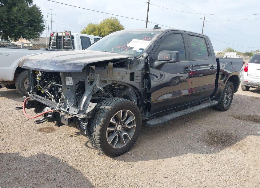 Photo 2 of 2022 Chevrolet Silverado 1500 4WD SHORT BED RST (VIN 2GCUDEED9N1509952)