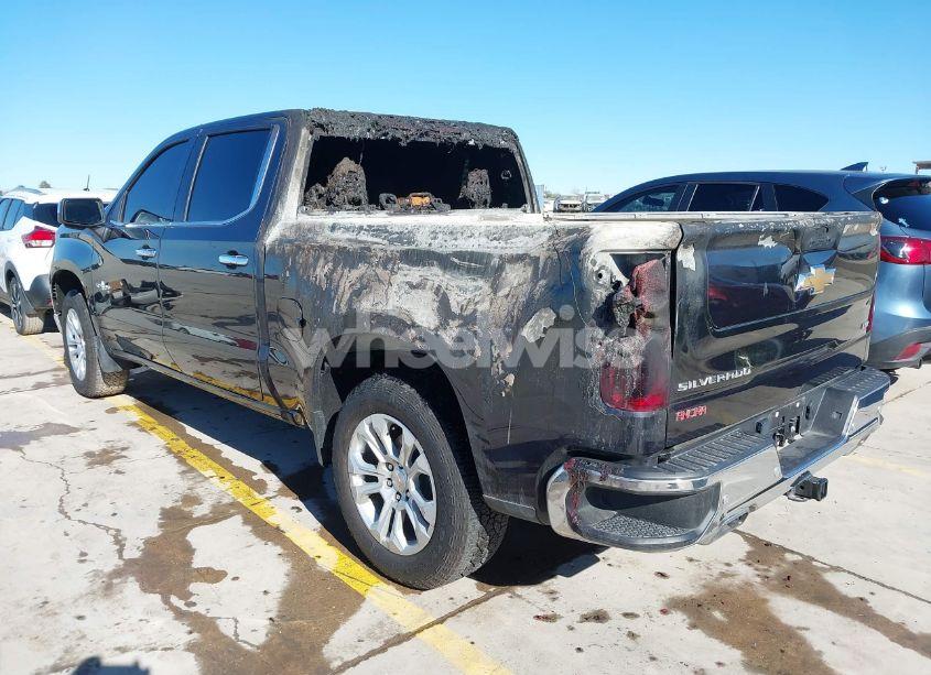 Photo 3 of 2024 Chevrolet Silverado 1500 4WD SHORT BED LTZ (VIN 2GCUDGED0R1129626)
