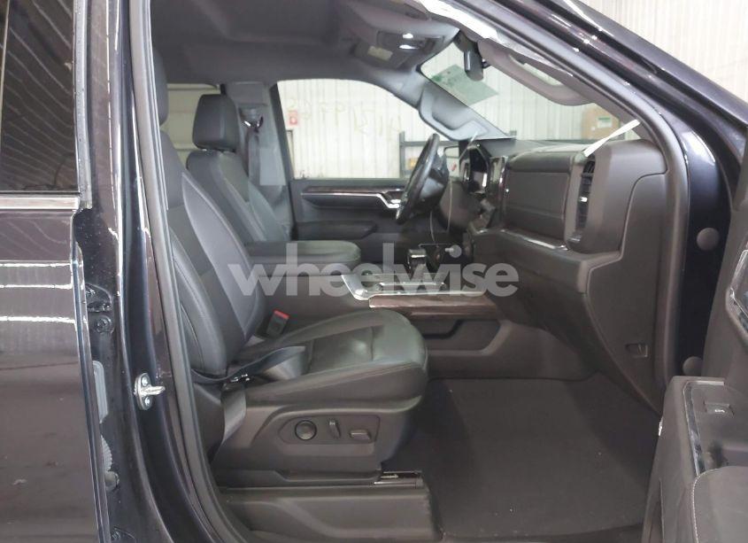 Photo 5 of 2023 Chevrolet Silverado 1500 4WD SHORT BED LTZ (VIN 2GCUDGED3P1113448)