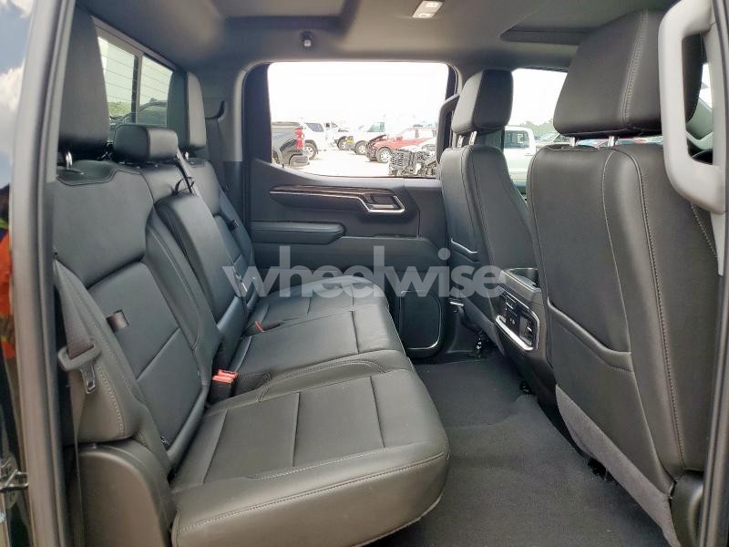 Photo 2 of 2024 CHEVROLET SILVERADO K1500 LTZ (VIN 2GCUDGED3R1251526)