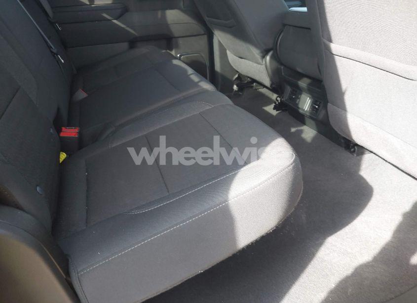 Photo 8 of 2025 Chevrolet Silverado 1500 2WD STANDARD BED LT (VIN 2GCUKDED4S1120163)