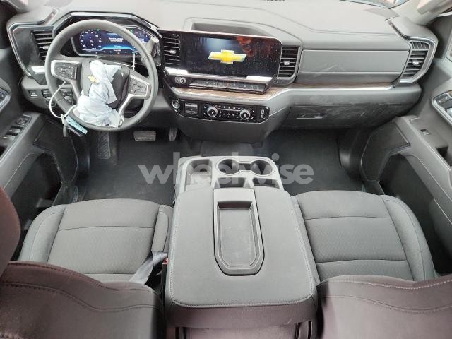 Photo 3 of 2025 CHEVROLET SILVERADO K1500 LT (VIN 2GCUKDED6S1138597)