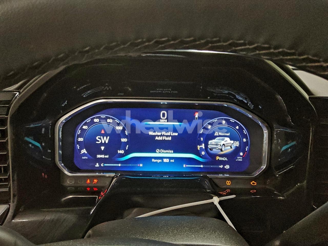 Photo 9 of 2026 CHEVROLET SILVERADO K1500 LT (VIN 2GCUKDED8T1106252)