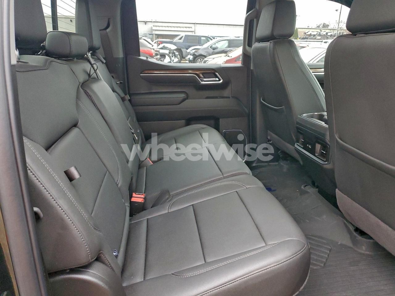 Photo 10 of 2025 CHEVROLET SILVERADO K1500 RST (VIN 2GCUKEED3S1114554)