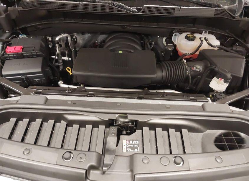 Photo 10 of 2025 Chevrolet Silverado 1500 4WD SHORT BED RST (VIN 2GCUKEED5S1105788)