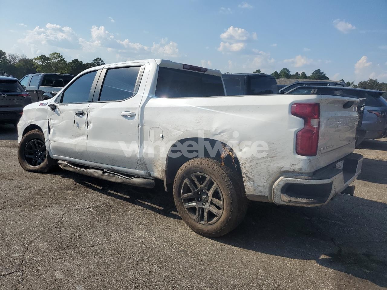Photo 2 of 2025 CHEVROLET SILVERADO K1500 RST (VIN 2GCUKEED6S1156488)