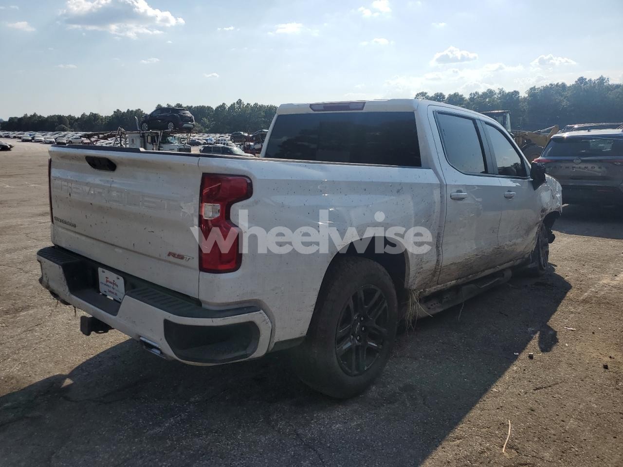 Photo 3 of 2025 CHEVROLET SILVERADO K1500 RST (VIN 2GCUKEED6S1156488)