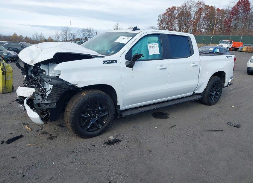Photo 2 of 2025 Chevrolet Silverado 1500 4WD SHORT BED RST (VIN 2GCUKEED7S1110779)