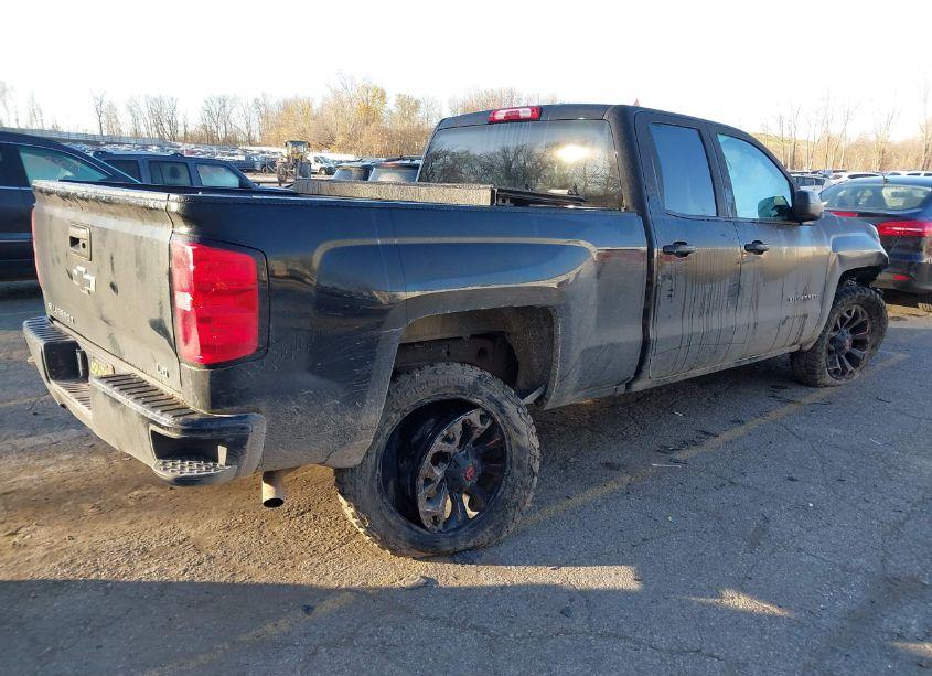 Photo 4 of 2019 Chevrolet Silverado 1500 LD SILVERADO CUSTOM (VIN 2GCVKMEC3K1243660)