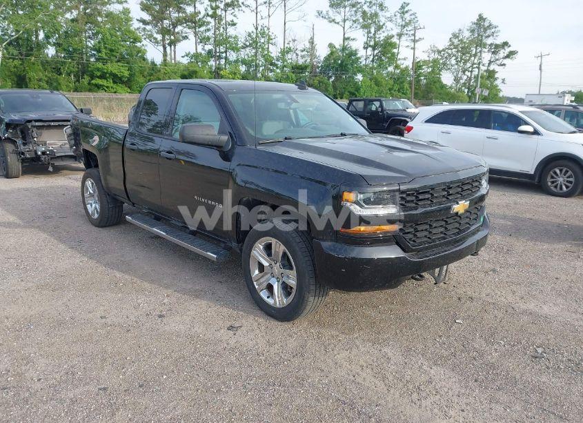 2019 Chevrolet Silverado 1500 LD SILVERADO CUSTOM (VIN 2GCVKMEC8K1161441) main photo