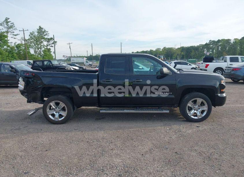 Photo 14 of 2019 Chevrolet Silverado 1500 LD SILVERADO CUSTOM (VIN 2GCVKMEC8K1161441)