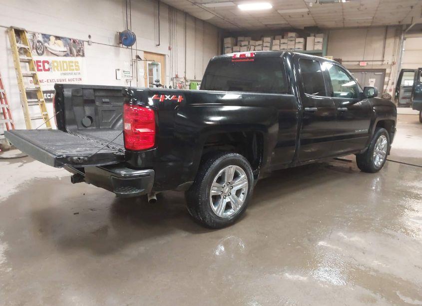Photo 4 of 2019 Chevrolet Silverado 1500 LD SILVERADO CUSTOM (VIN 2GCVKMECXK1180539)