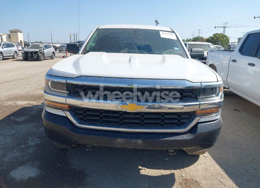 Photo 12 of 2019 Chevrolet Silverado 1500 LD WT (VIN 2GCVKNEC0K1159642)
