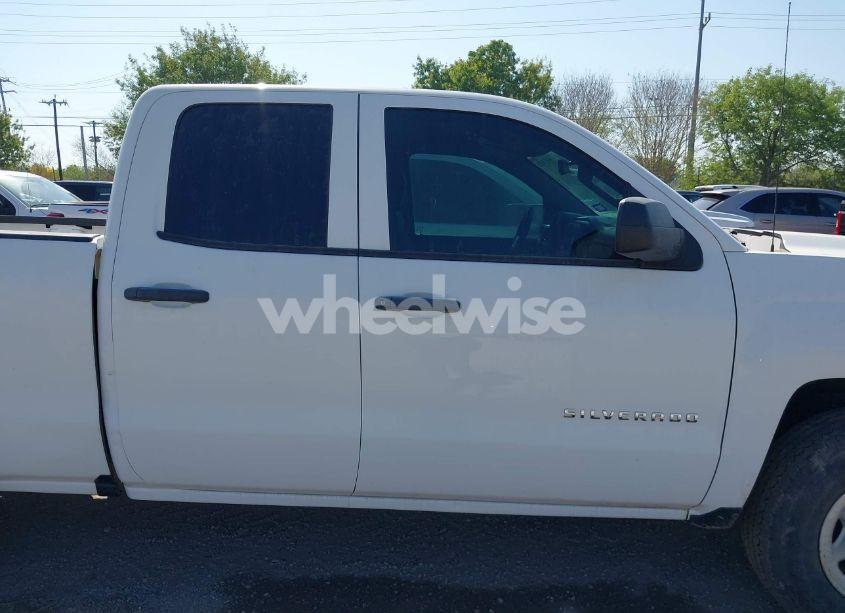 Photo 13 of 2019 Chevrolet Silverado 1500 LD WT (VIN 2GCVKNEC0K1159642)