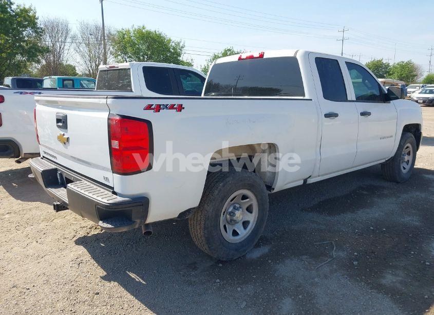 Photo 4 of 2019 Chevrolet Silverado 1500 LD WT (VIN 2GCVKNEC0K1159642)