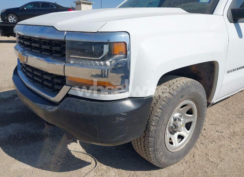 Photo 6 of 2019 Chevrolet Silverado 1500 LD WT (VIN 2GCVKNEC0K1159642)