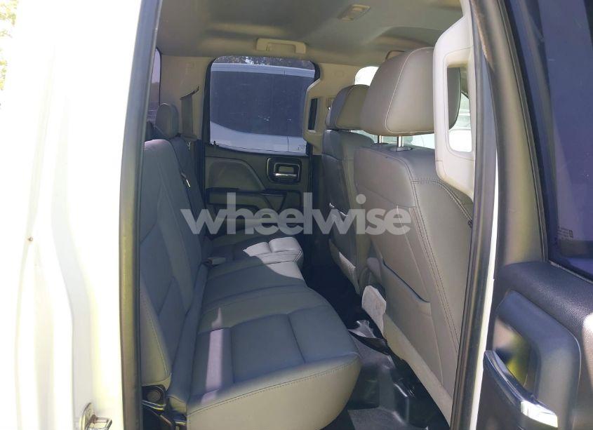 Photo 8 of 2019 Chevrolet Silverado 1500 LD WT (VIN 2GCVKNEC0K1159642)