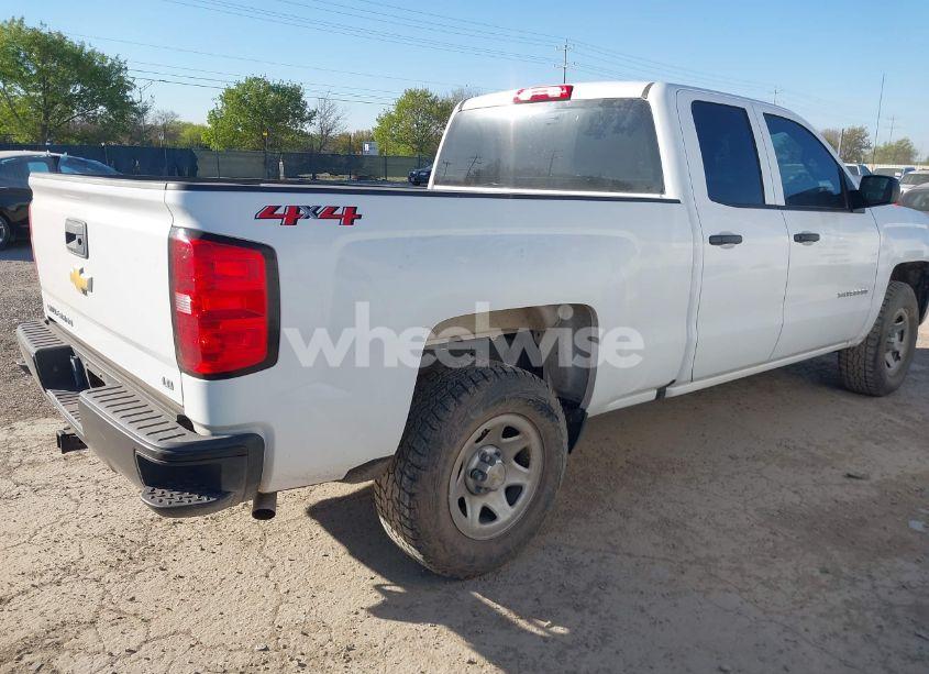 Photo 4 of 2019 Chevrolet Silverado 1500 LD WT (VIN 2GCVKNEC0K1160337)