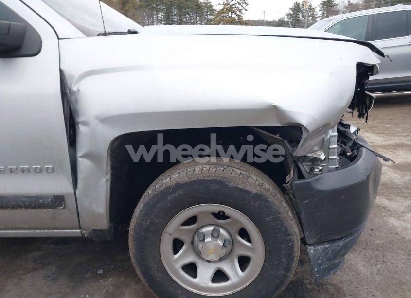 Photo 17 of 2019 Chevrolet Silverado 1500 LD WT (VIN 2GCVKNEC1K1126472)