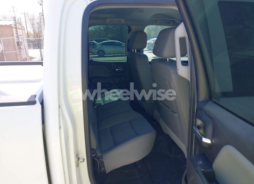 Photo 8 of 2019 Chevrolet Silverado 1500 LD WT (VIN 2GCVKNEC1K1159844)