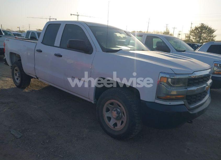 2019 Chevrolet Silverado 1500 LD WT (VIN 2GCVKNEC1K1160587) main photo