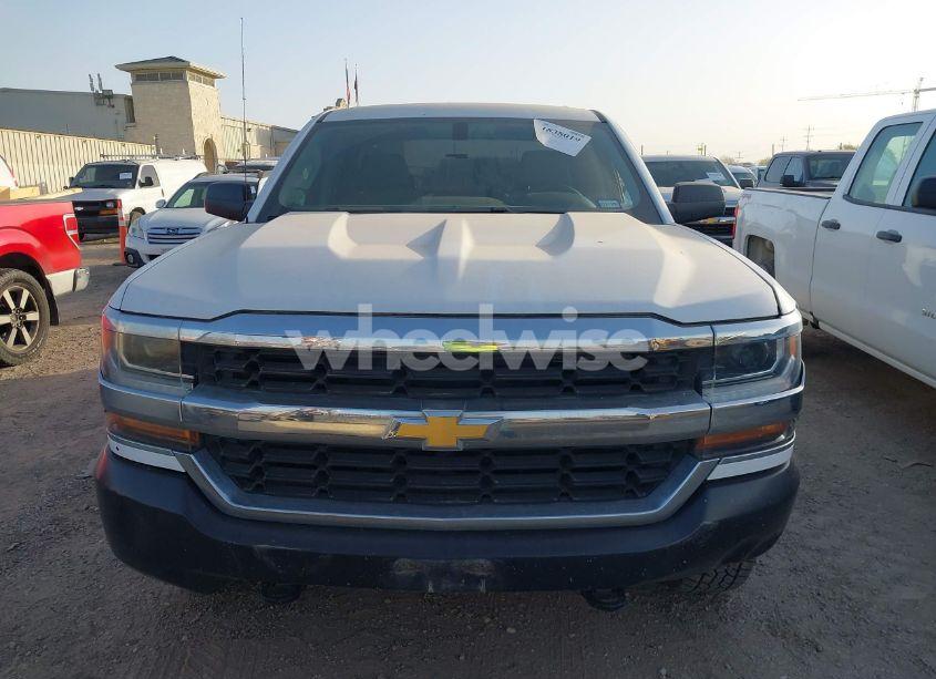 Photo 12 of 2019 Chevrolet Silverado 1500 LD WT (VIN 2GCVKNEC1K1160587)