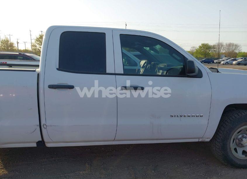 Photo 13 of 2019 Chevrolet Silverado 1500 LD WT (VIN 2GCVKNEC1K1160587)